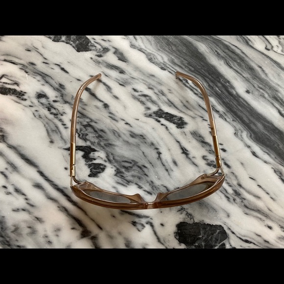 Authentic Berberry 4068 Smokey Sunglasses - Picture 4 of 10